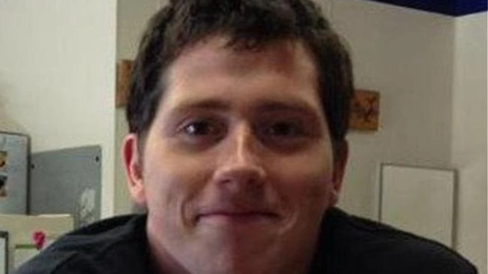 Αυτός είναι ο 29χρονος που έκλεψε το αεροσκάφος στο Σιάτλ- Αυτοκτονικός, πρώην αρτοποιός που του άρεσαν τα ταξίδια